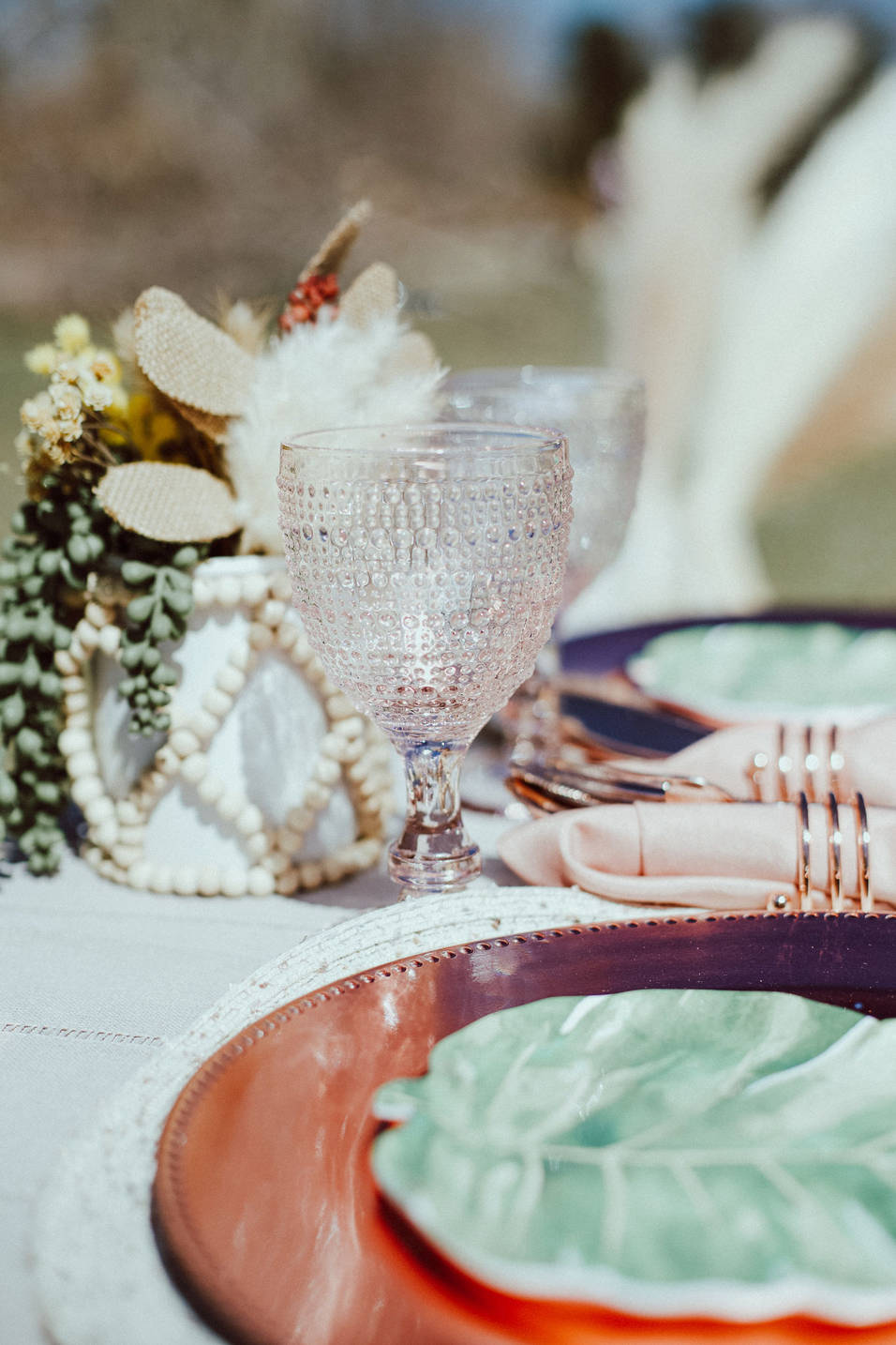 Foothills Picnics offers Fort Collins luxury picnics for dates, birthdays, engagements, anniversaries, and everything in-between. Perfect for couples, friends, and groups.